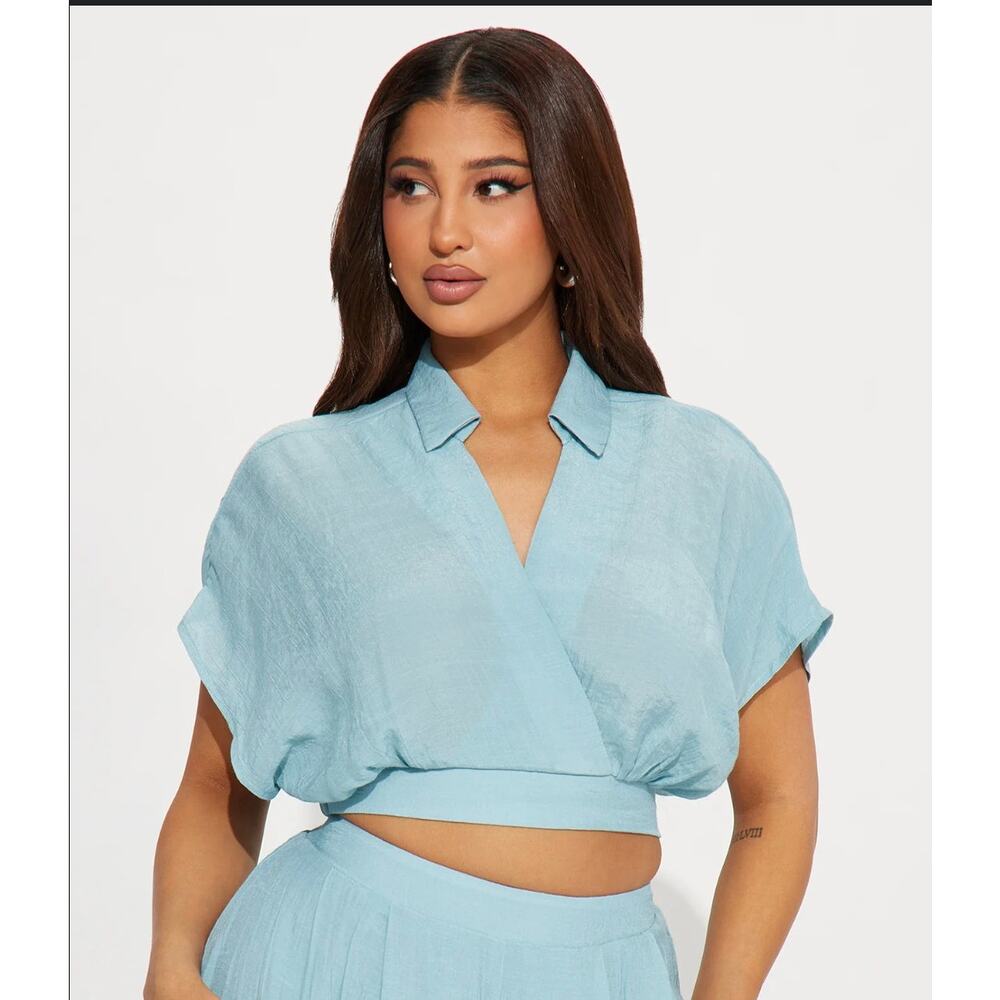 Fashion Nova Gause Collared Crop Top Size XS Blue Preppy Coastal Cowgirl